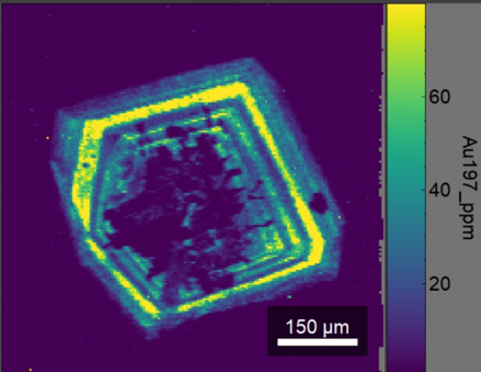 Kultapitoisuuden kartta. Neliön muotoinen alue, väriskaala Au197_ppm, mittakaava 150 µm.